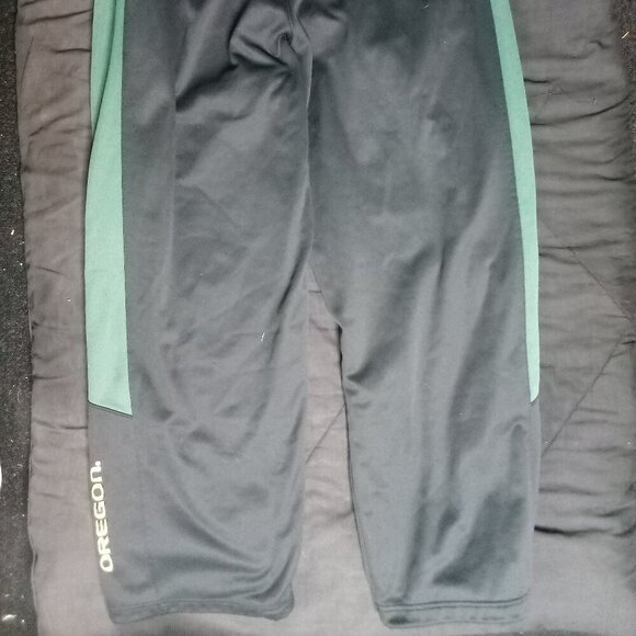 Vintage Nike Therma-Fit Oregon Ducks Sweat Pants Joggers Trainers - Picture 8 of 8